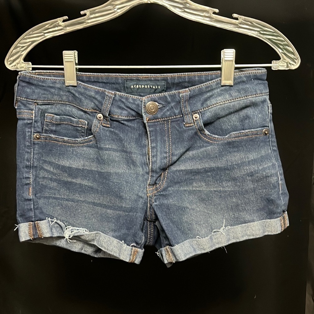 𝅺AEROPOSTALE- midi jean shorts